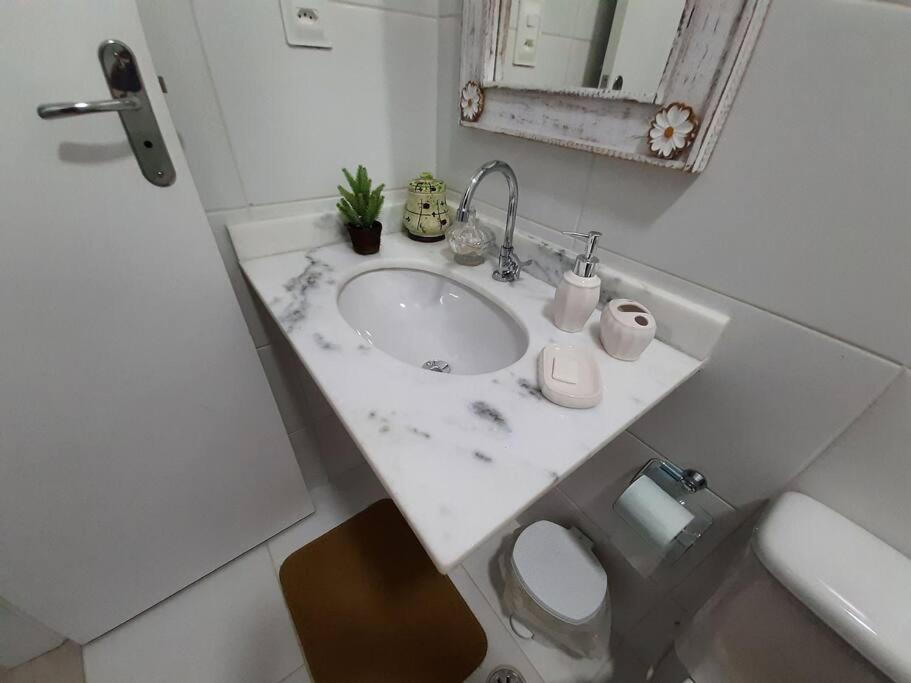 Apartamento Lazer Completo Bem Decorado E Aconchegante Ar E Wifi *